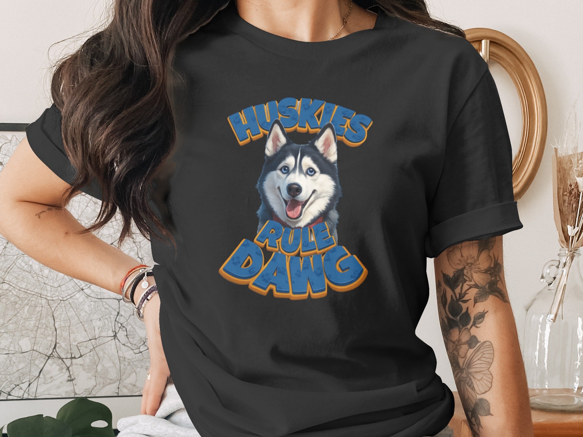 Huskies Rule Dawg Graphic Tee for Animal Lovers