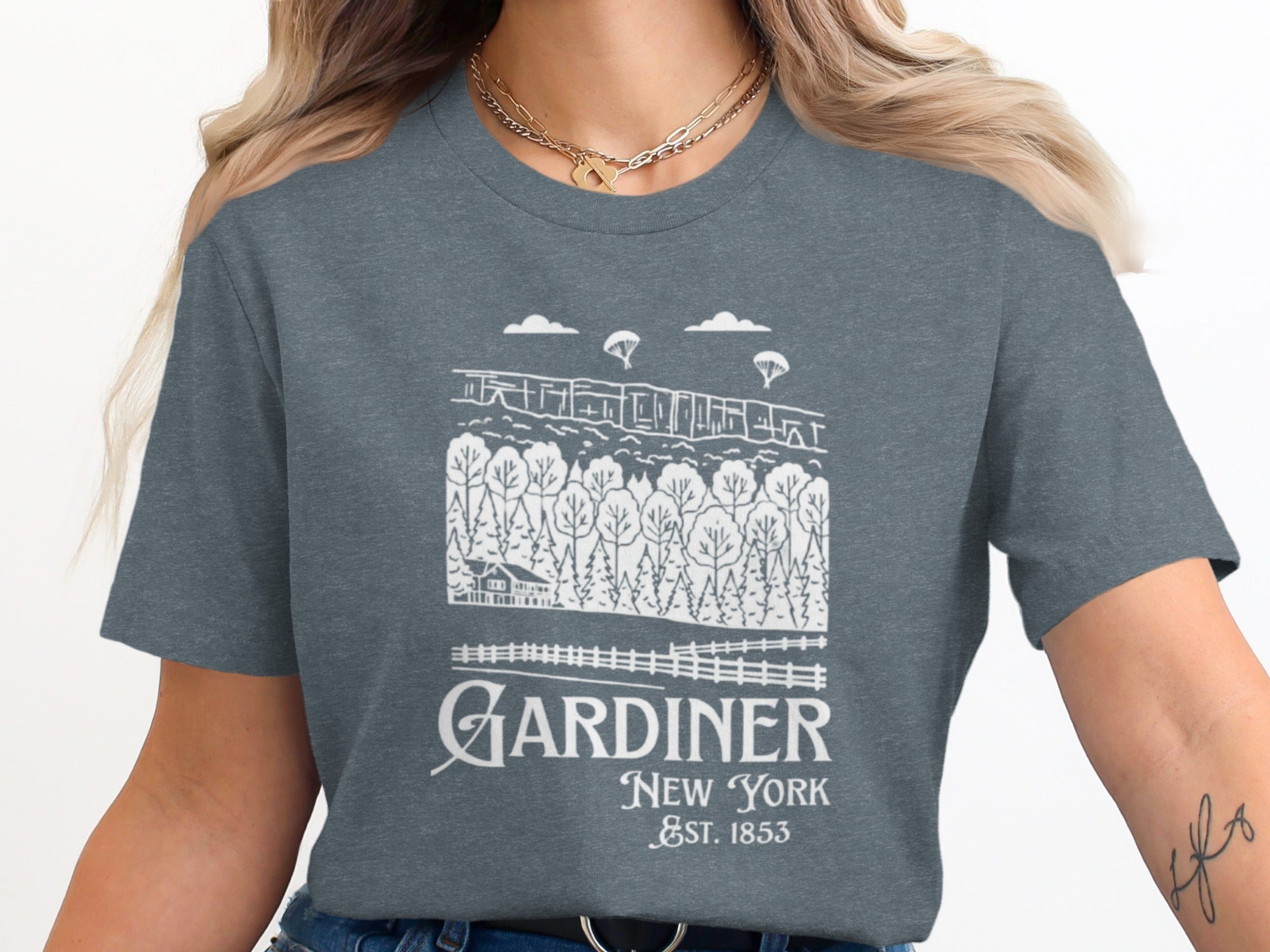 Gardiner New York Est. 1853 Scenic T-Shirt