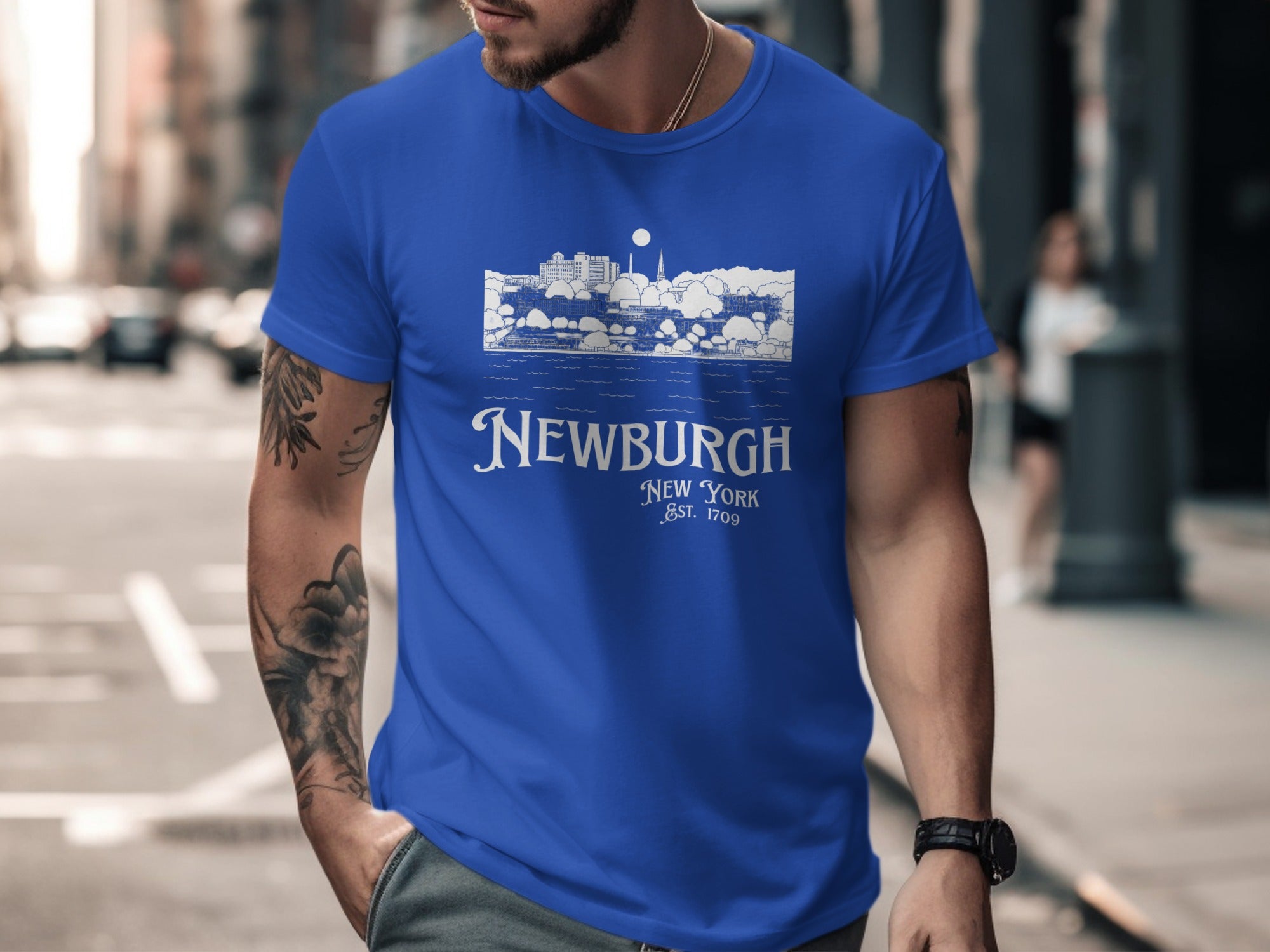 Newburgh New York Est 1709 Skyline Design T-Shirt