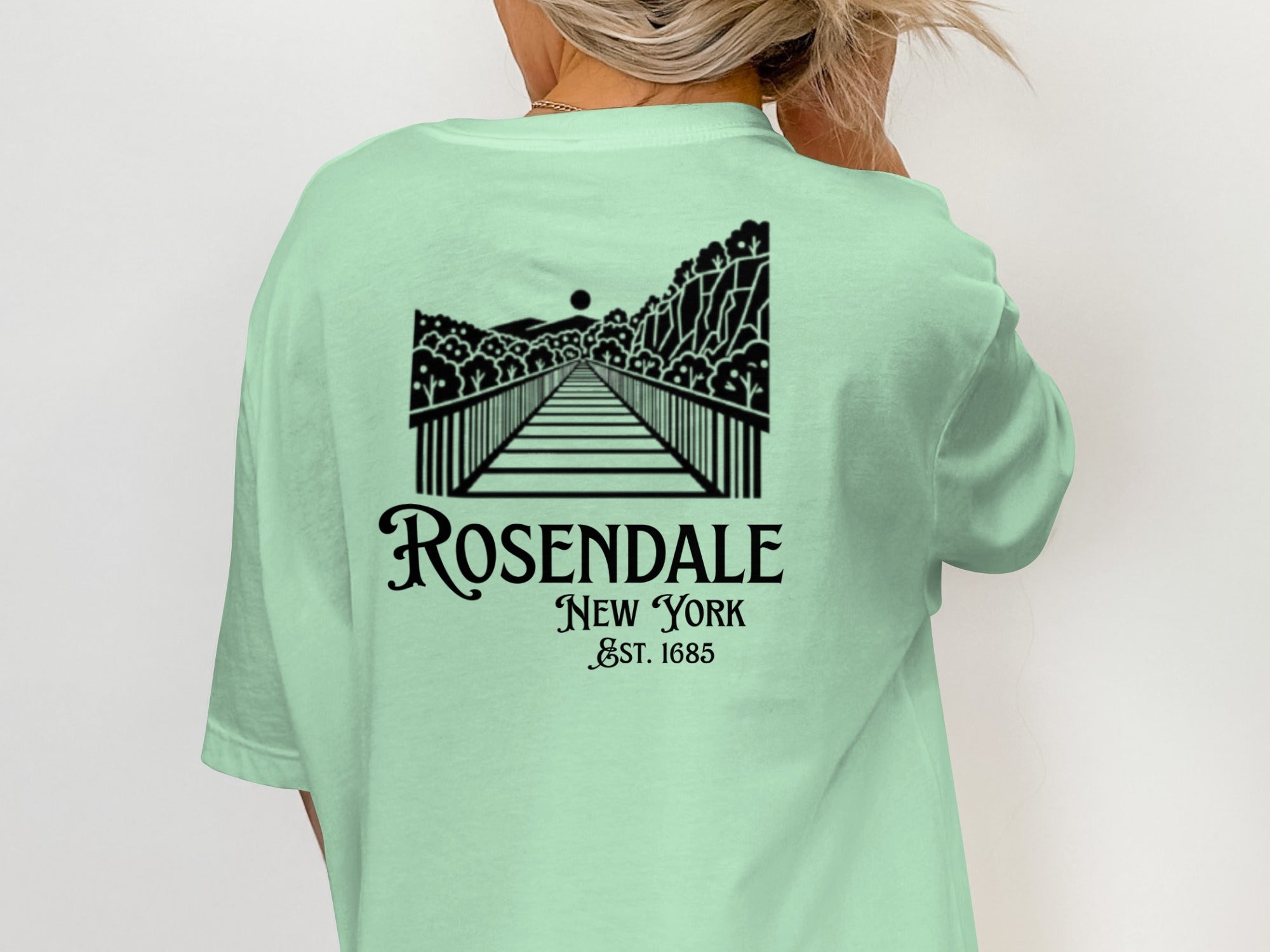 Rosendale New York Est. 1685 Design T-Shirt