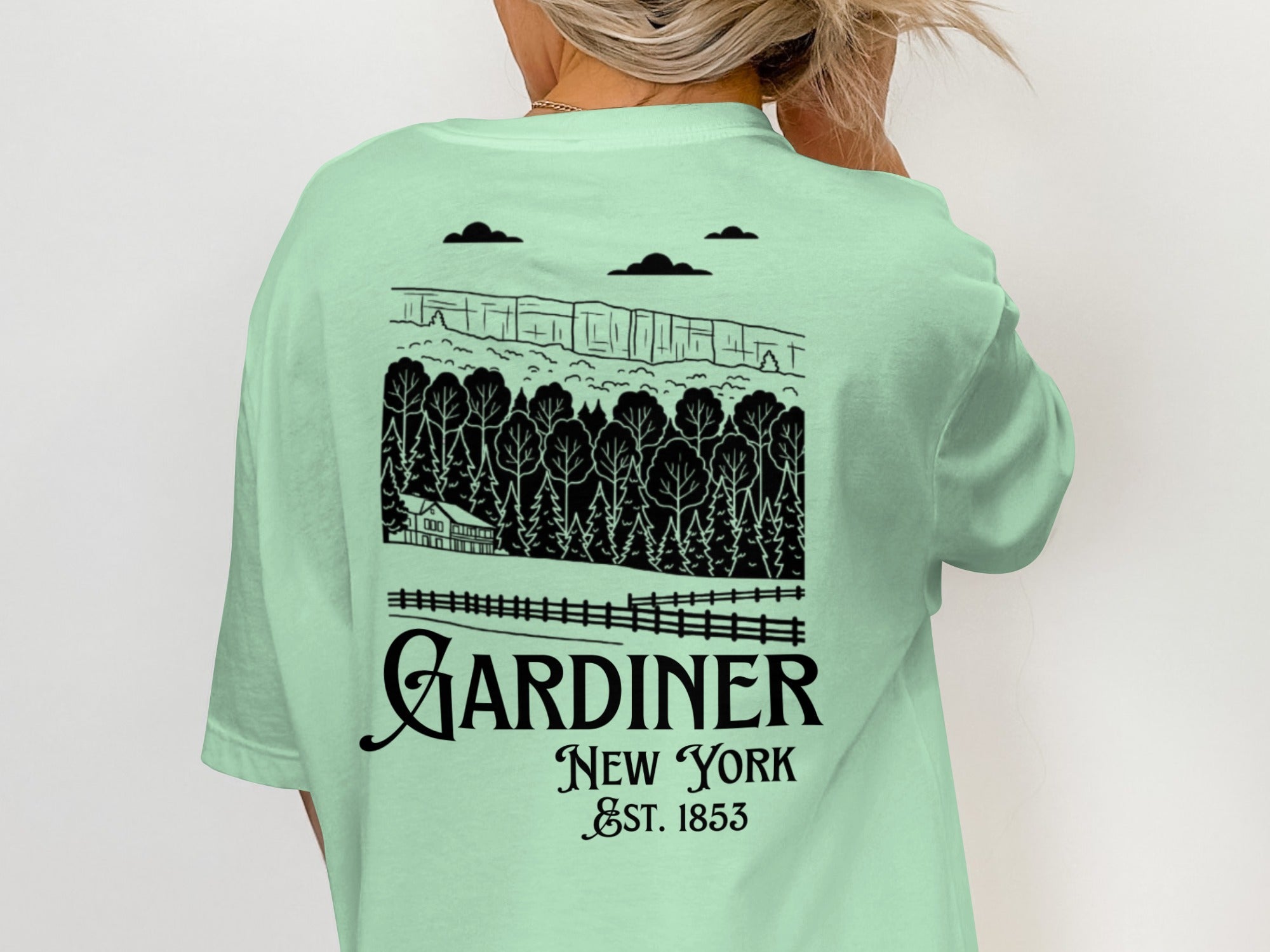 Gardiner New York Est 1853 Graphic T-Shirt