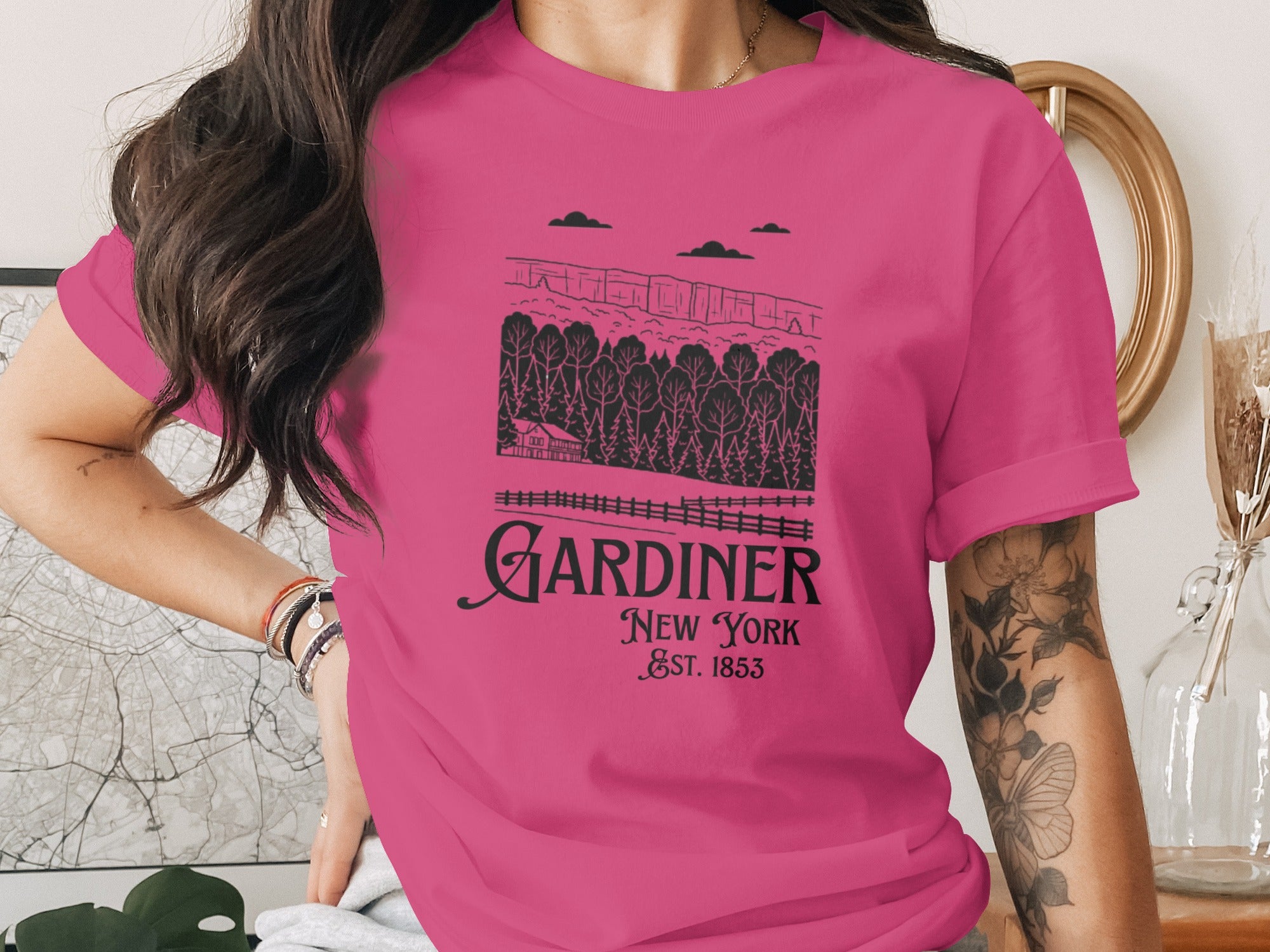 Gardiner New York Est 1853 Scenic Artwork Shirt