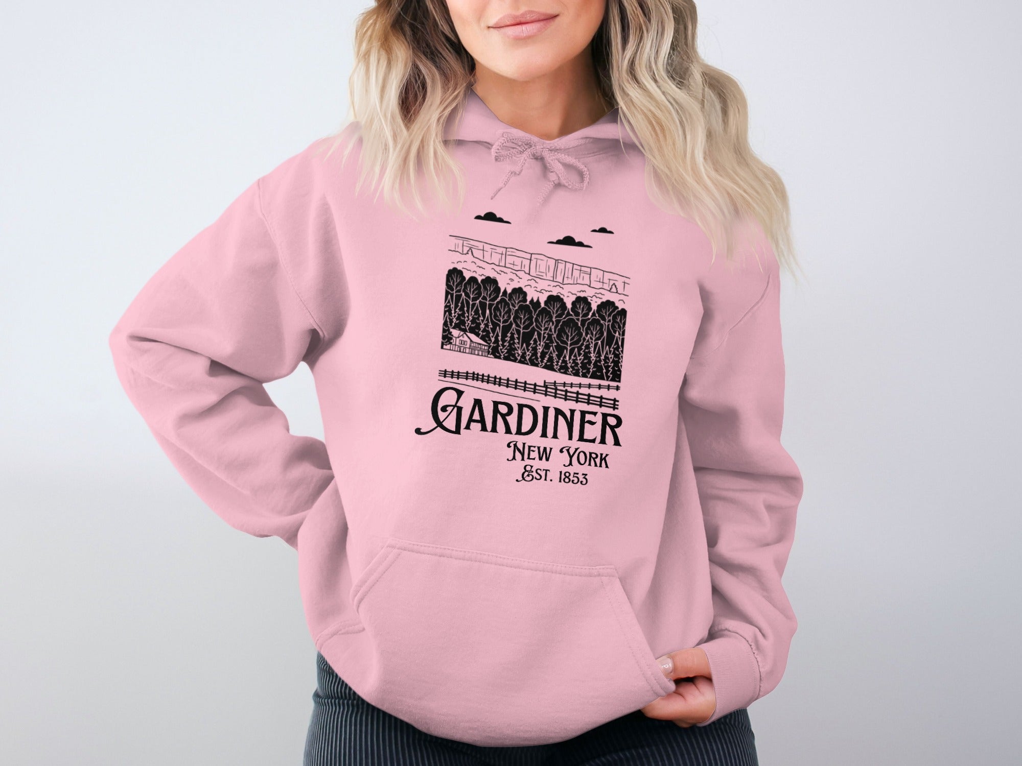 Gardiner New York Est. 1853 Hoodie with Scenic Design